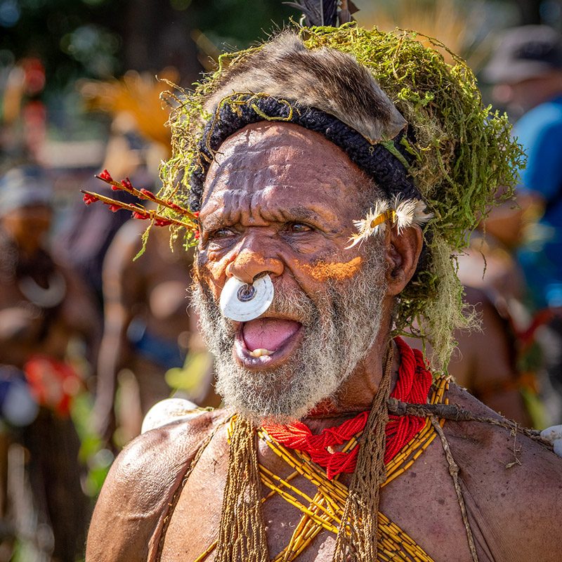 attending to Goroka Festival during trip to Papua New Guinea I asistiendo al Festival Goroka durante viaje a Papúa Nueva Guinea