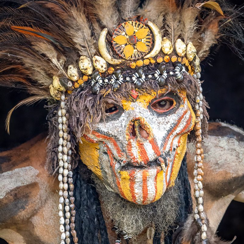 meeting Moko Moko tribe during trip to Papua New Guinea I encuentro con tribu moko moko durante viaje a Papúa Nueva Guinea